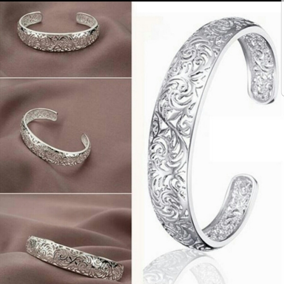 Open Back Bangle Bracelet - Picture 2 of 4